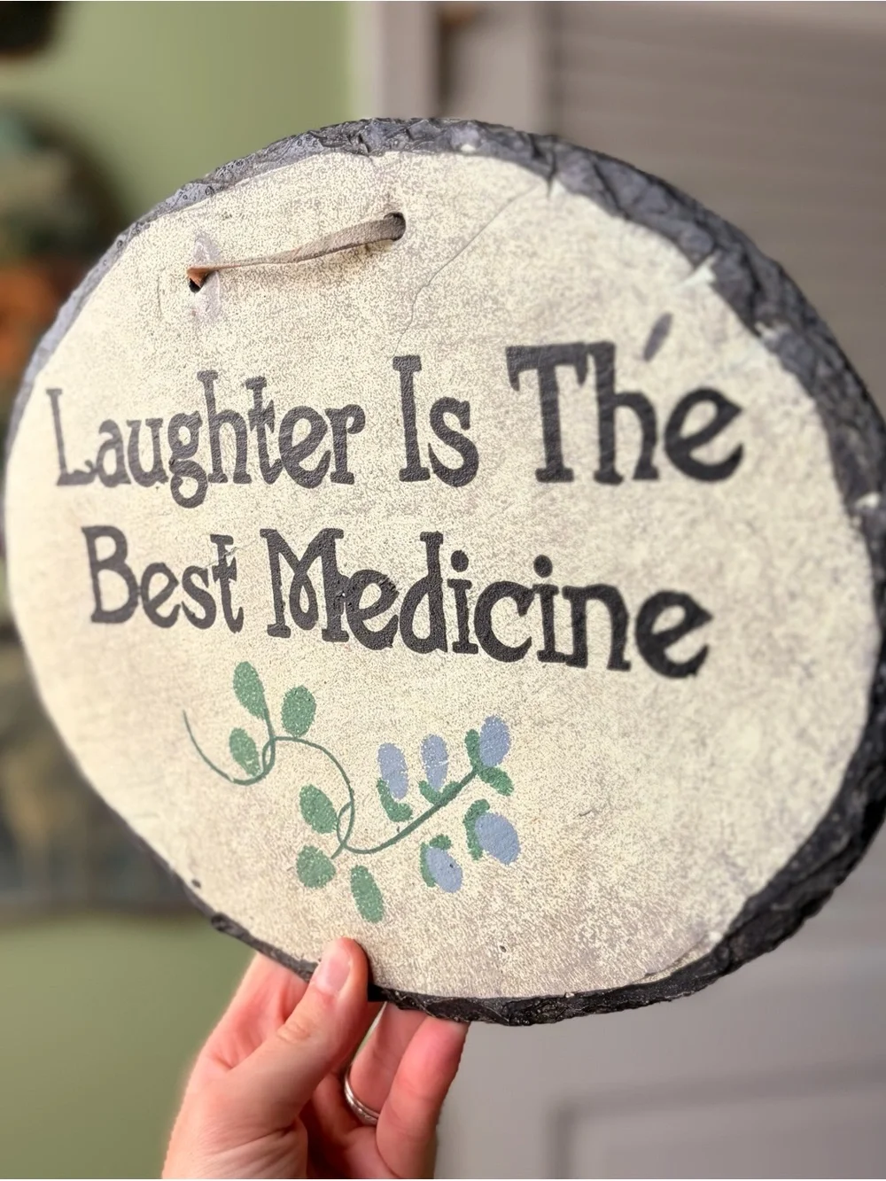 VTG Stone Laughter Is The Best Medicine Decorative Wall Plaque Florals